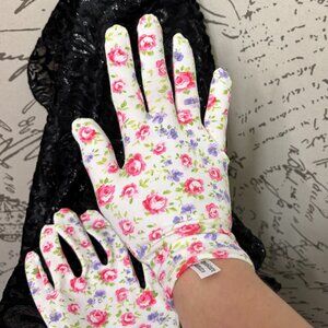 COTTAGECORE Floral Set of Pink White Purple Flowers Women's Dainty Hand Gloves